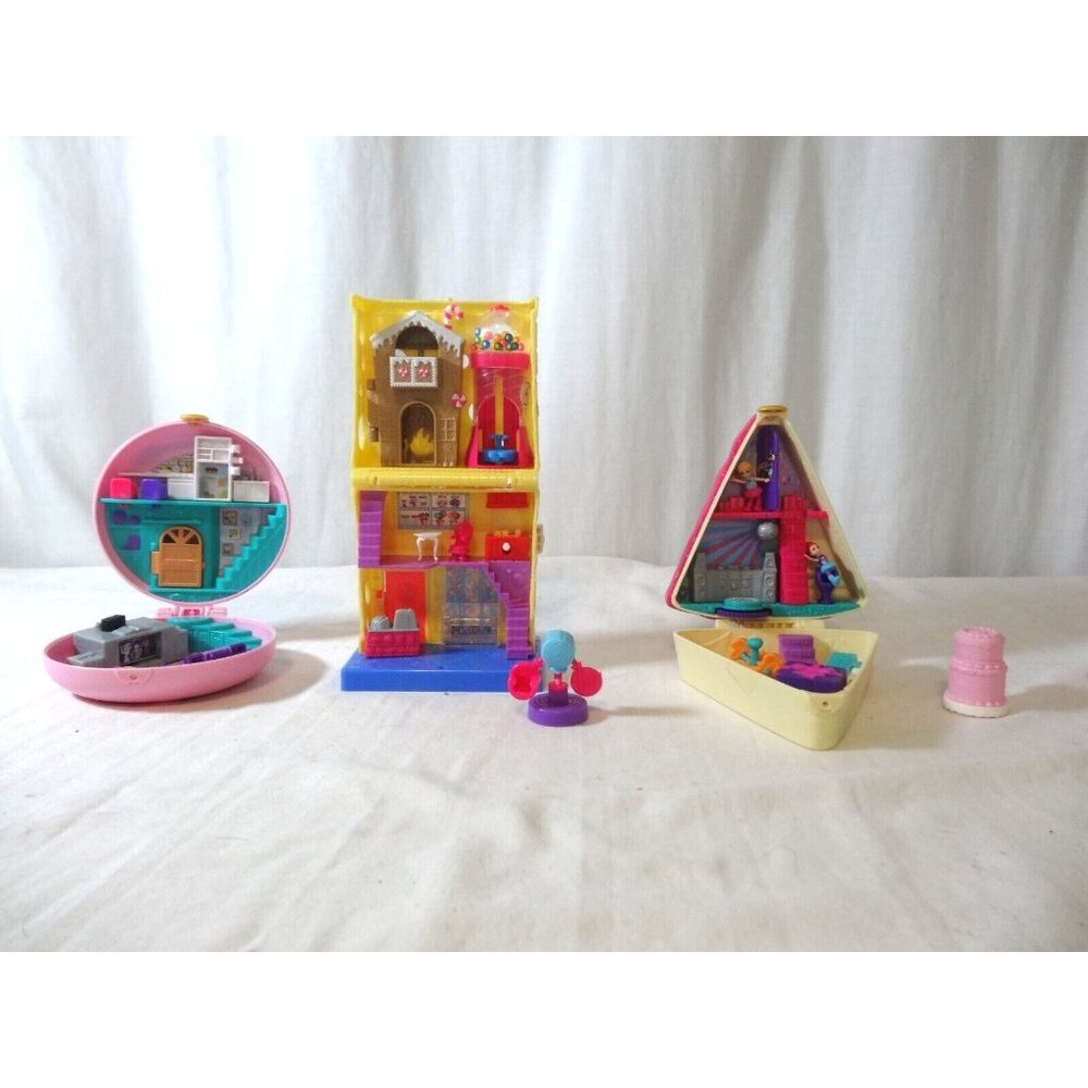 Polly Pocket Birthday Cake Bash Compact Travel Toy Playset +  Candy Store + Worl